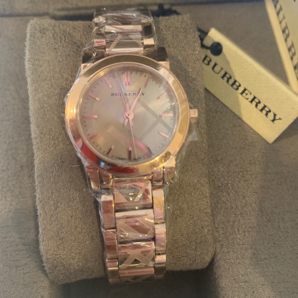 burberry bu9235